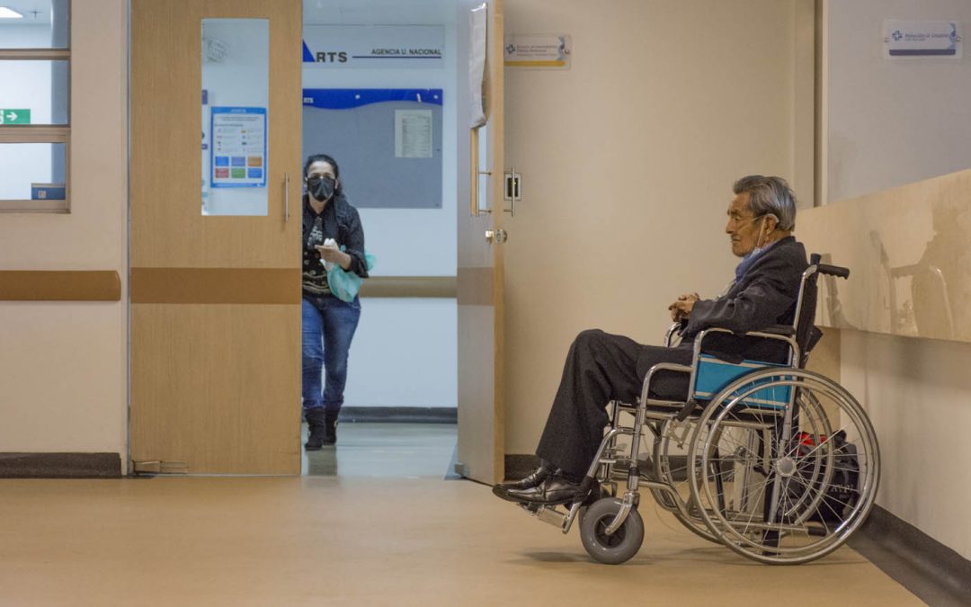 La Rebelión de Atlas y la Crisis del Sistema de Salud en Colombia: Un Paralelo Necesario